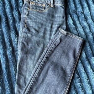 Express Women's Skinny Jeans. JEAN SALE!